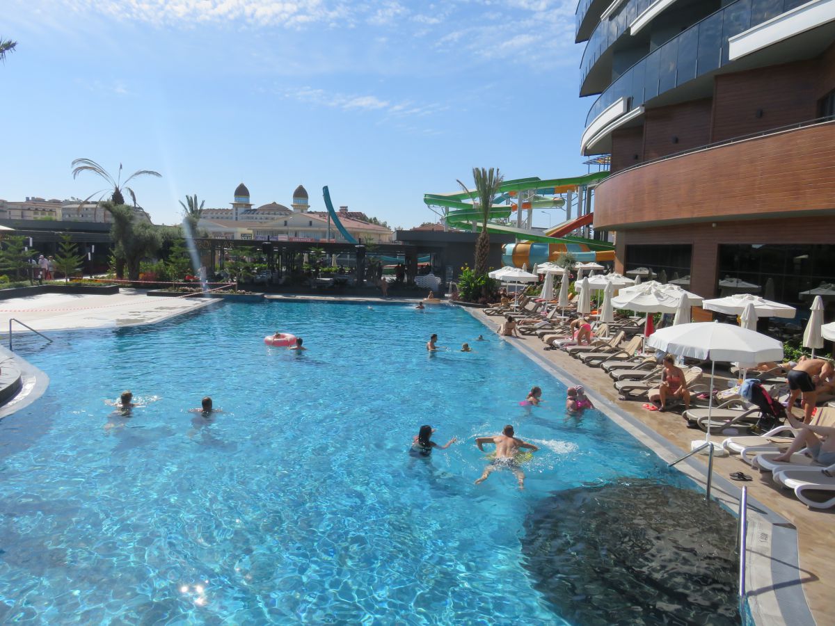 imagini hotel KIRMAN CALYPTUS